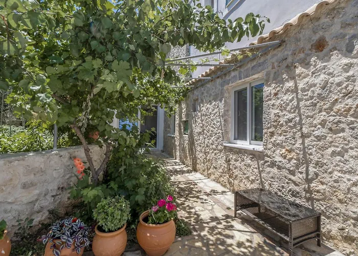 Gkountis Garden * Лефкада